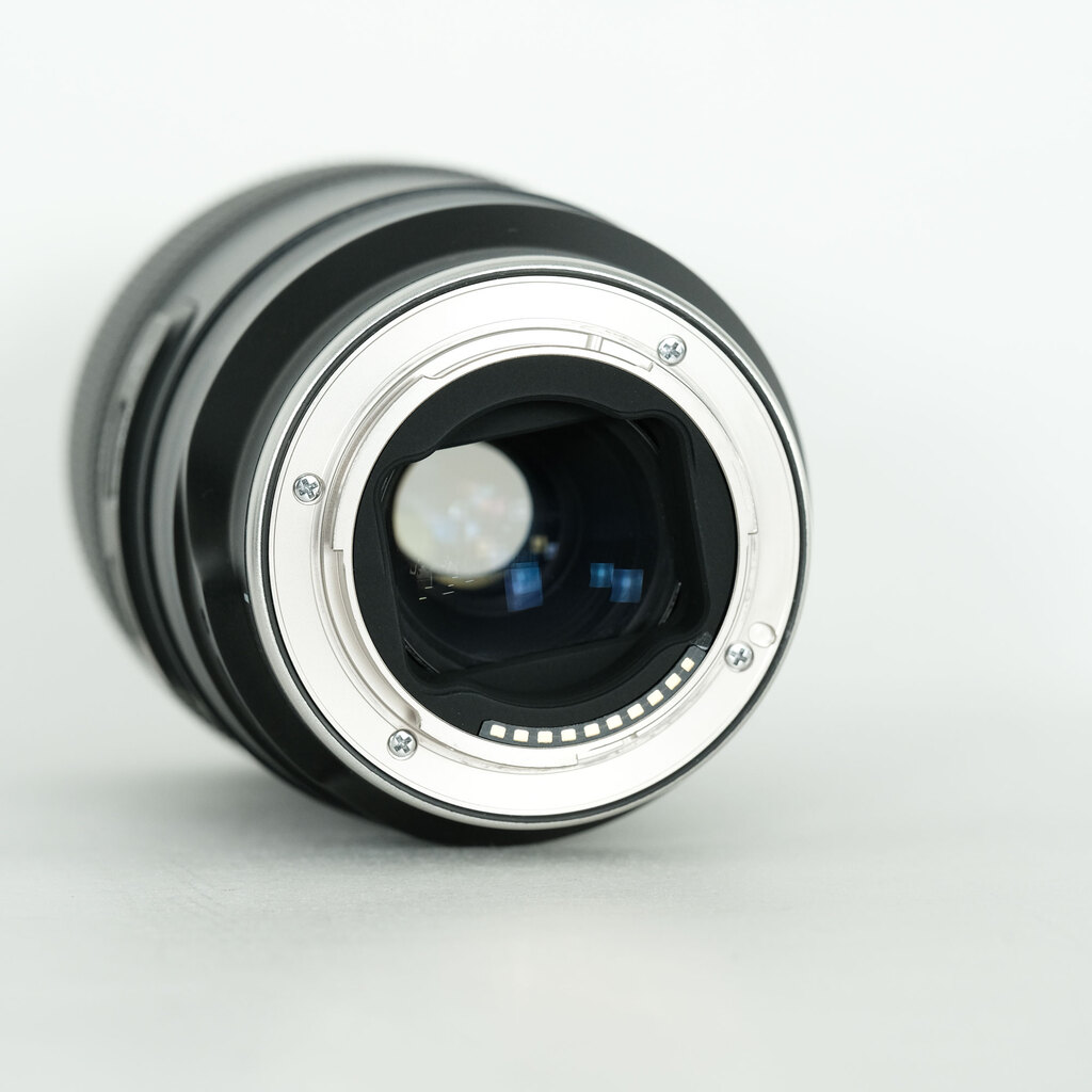 TAMRON 90mm F/2.8 Di III MACRO VXD [ソニーE用]