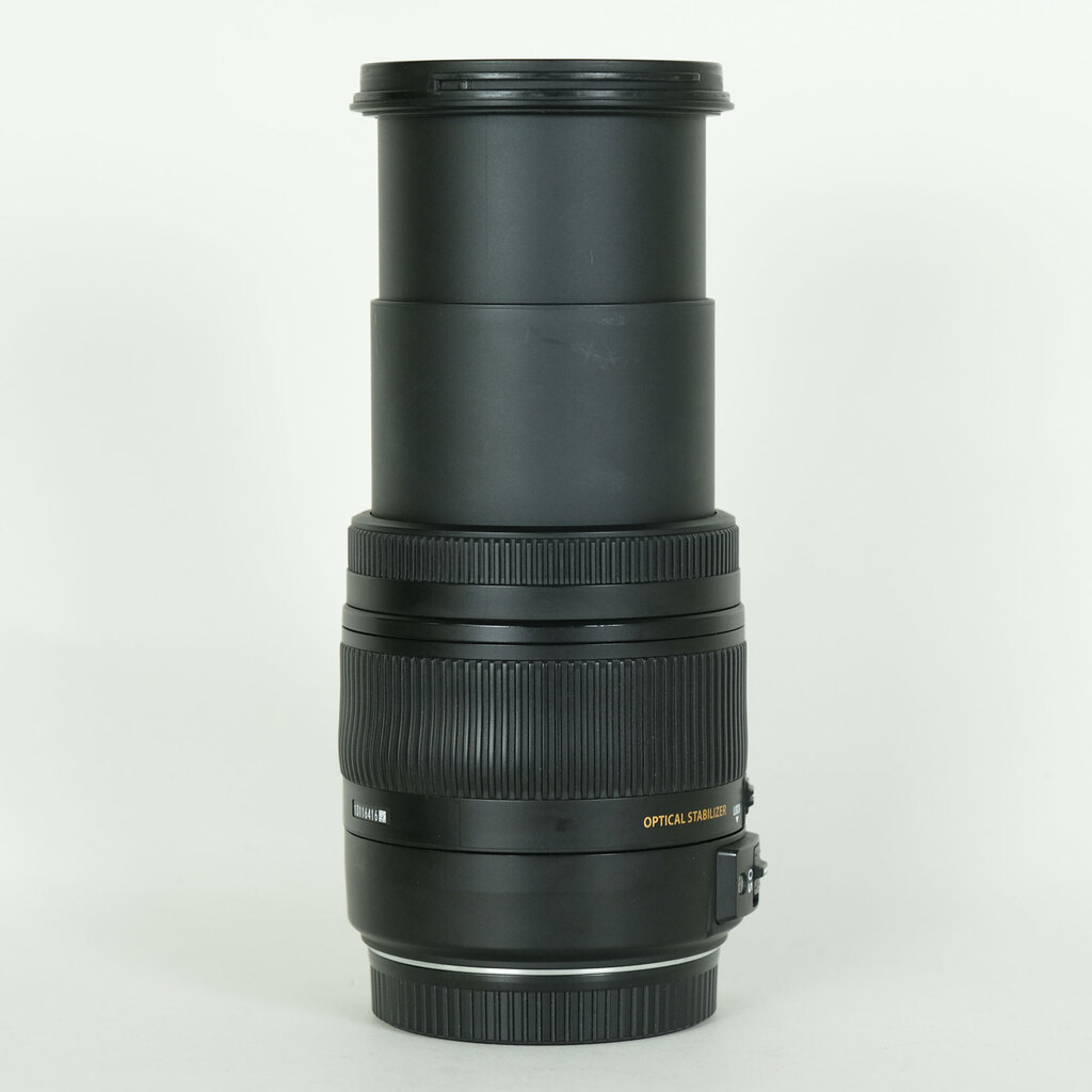 SIGMA 18-250mm F3.5-6.3 DC MACRO OS HSM (キヤノンEF用) SIGMA 18-250mm F3.5-6.3 DC MACRO OS HSM (キヤノンEF用)