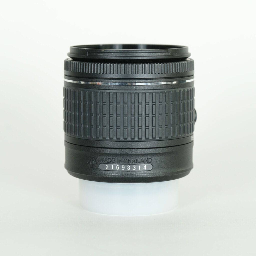 Nikon AF-P DX NIKKOR 18-55mm F3.5-5.6G VR Nikon AF-P DX NIKKOR 18-55mm F3.5-5.6G VR