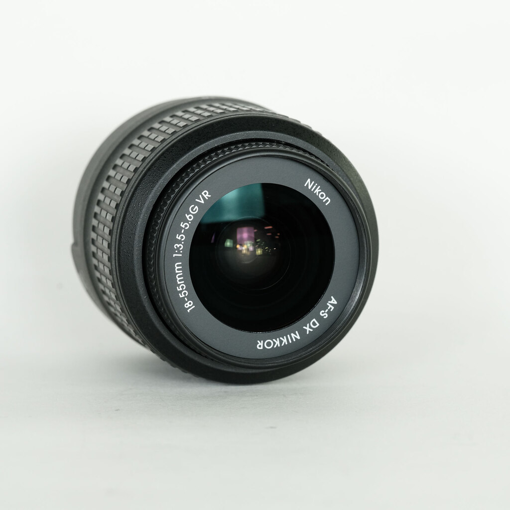 Nikon AF-S DX NIKKOR 18-55mm F3.5-5.6 G VR