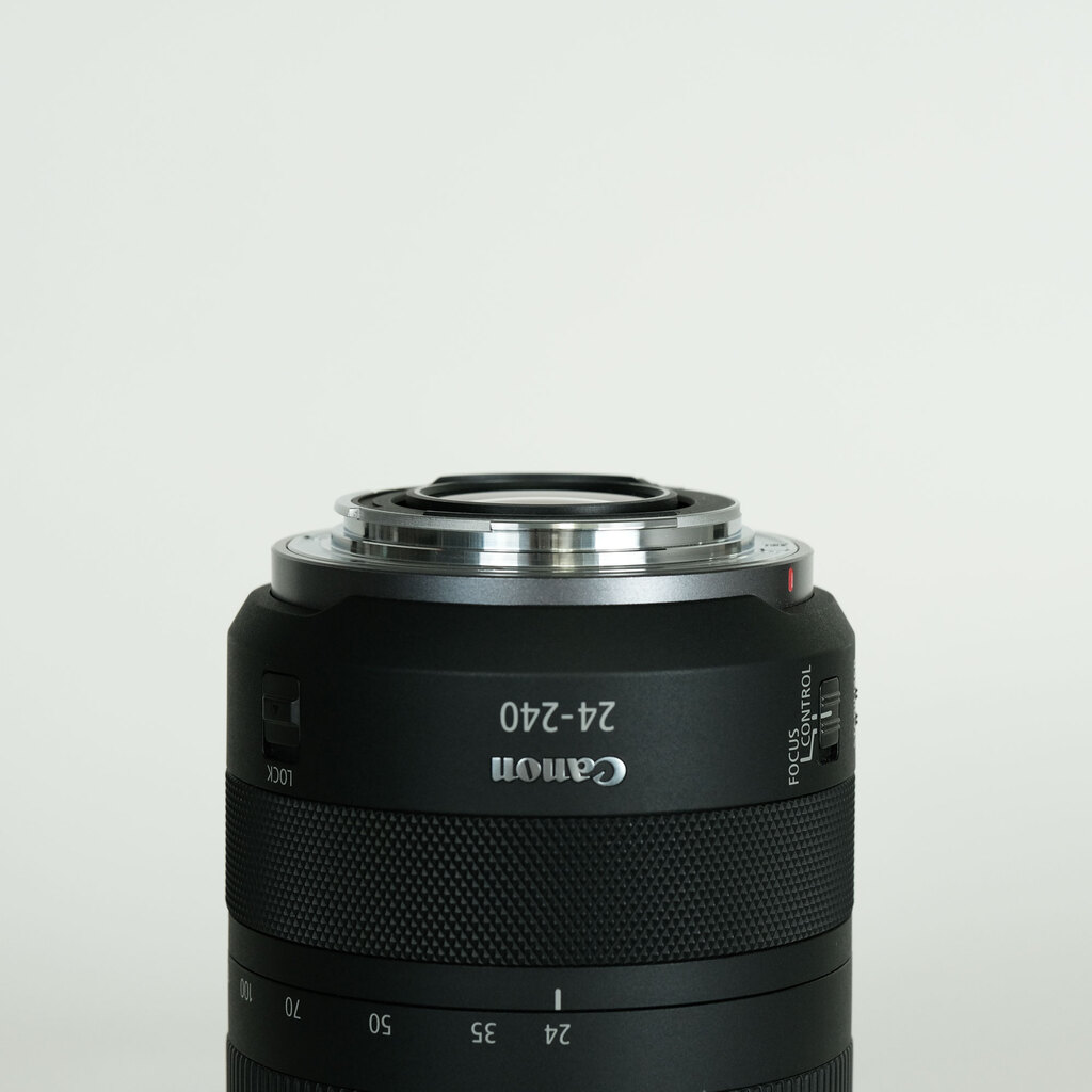 Canon RF24-240mm F4-6.3 IS USM Canon RF24-240mm F4-6.3 IS USM