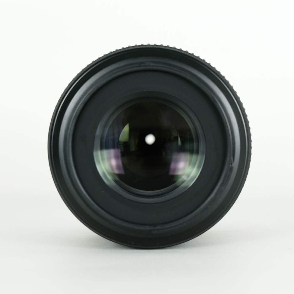 Nikon AF-S VR Micro-Nikkor 105mm f/2.8G IF-ED Nikon AF-S VR Micro-Nikkor 105mm f/2.8G IF-ED
