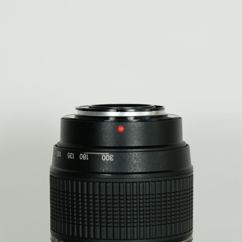TAMRON 70-300mm F4-5.6 Di LD Macro/Model A17S(ソニーA用) TAMRON 70-300mm F4-5.6 Di LD Macro/Model A17S(ソニーA用)