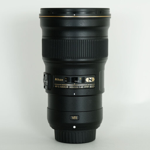 Nikon AF-S NIKKOR 300mm f/4E PF ED VR Nikon AF-S NIKKOR 300mm f/4E PF ED VR
