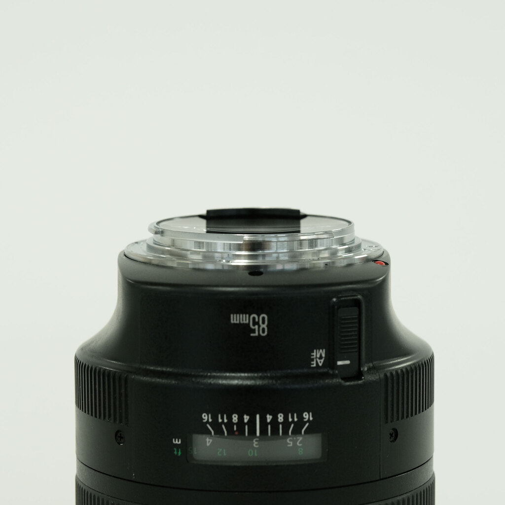 【ジャンク品】EF85mm F1.2L II USM Amazon.com : Canon EF 85mm f/1.2L II USM Telephoto Lens