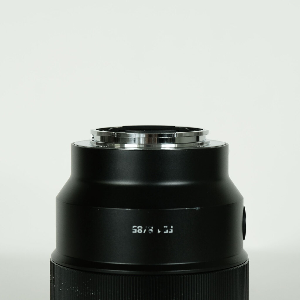 SONY FE 85mm F1.8 SEL85F18