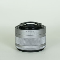 Canon EF-M15-45mm F3.5-6.3 IS STM