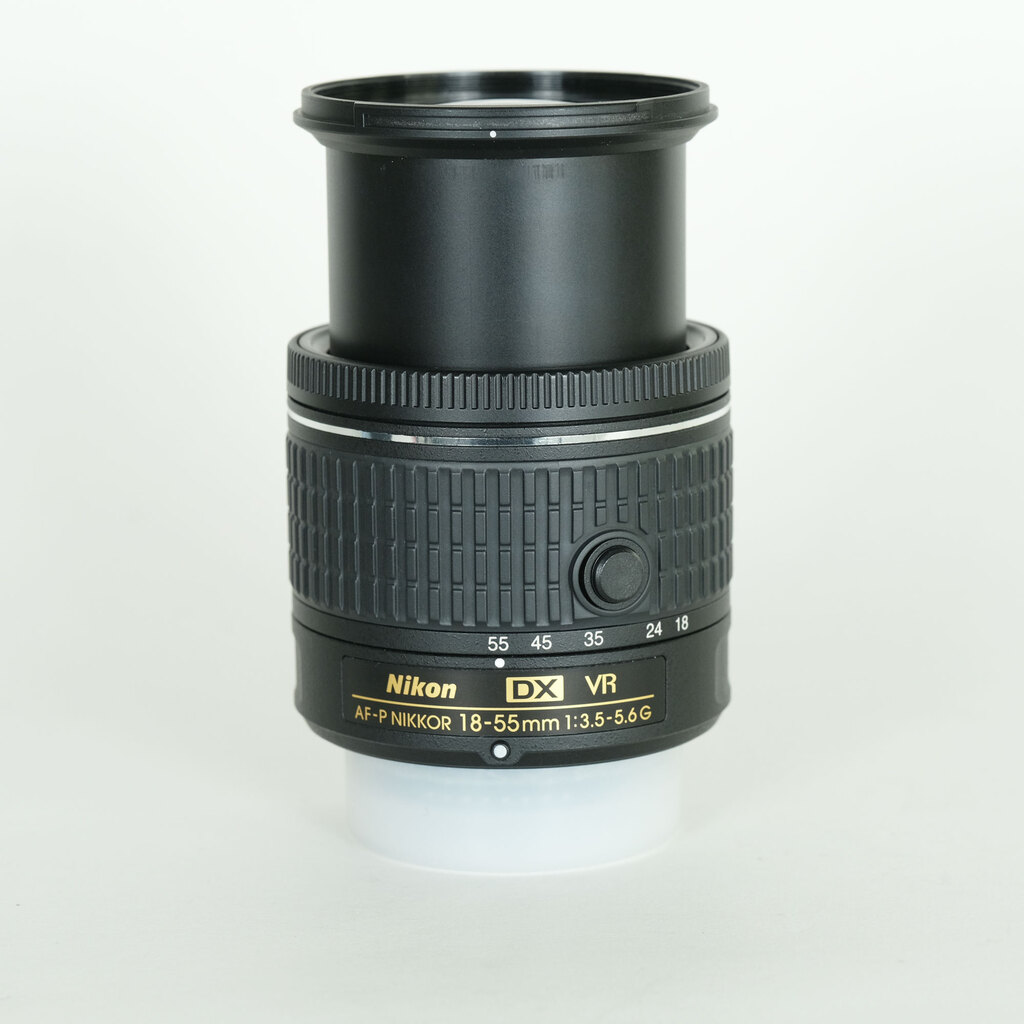 Nikon AF-P DX NIKKOR 18-55mm F3.5-5.6G VR Nikon AF-P DX NIKKOR 18-55mm F3.5-5.6G VR