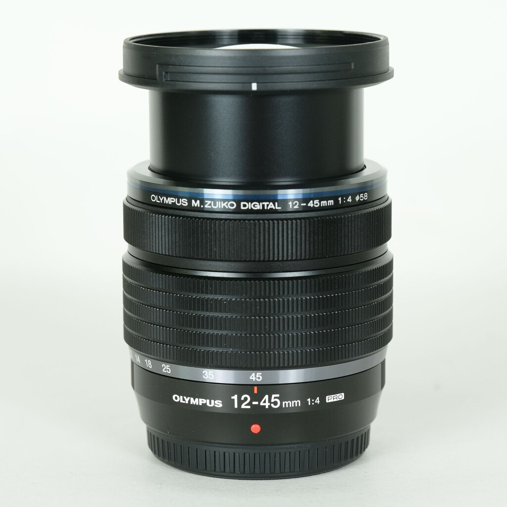 OLYMPUS M.ZUIKO DIGITAL ED 12‑45mm F4.0 PRO OLYMPUS M.ZUIKO DIGITAL ED 12‑45mm F4.0 PRO