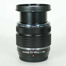 OLYMPUS M.ZUIKO DIGITAL ED 12‑45mm F4.0 PRO OLYMPUS M.ZUIKO DIGITAL ED 12‑45mm F4.0 PRO