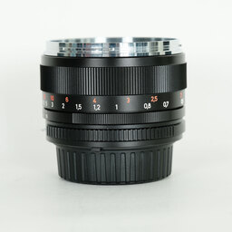 Carl Zeiss Planar T* 50mm F1.4 ZF [ニコンF用]
