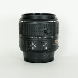 Nikon AF-S DX NIKKOR 18-55mm f3.5-5.6G VR II Nikon AF-S DX NIKKOR 18-55mm f3.5-5.6G VR II