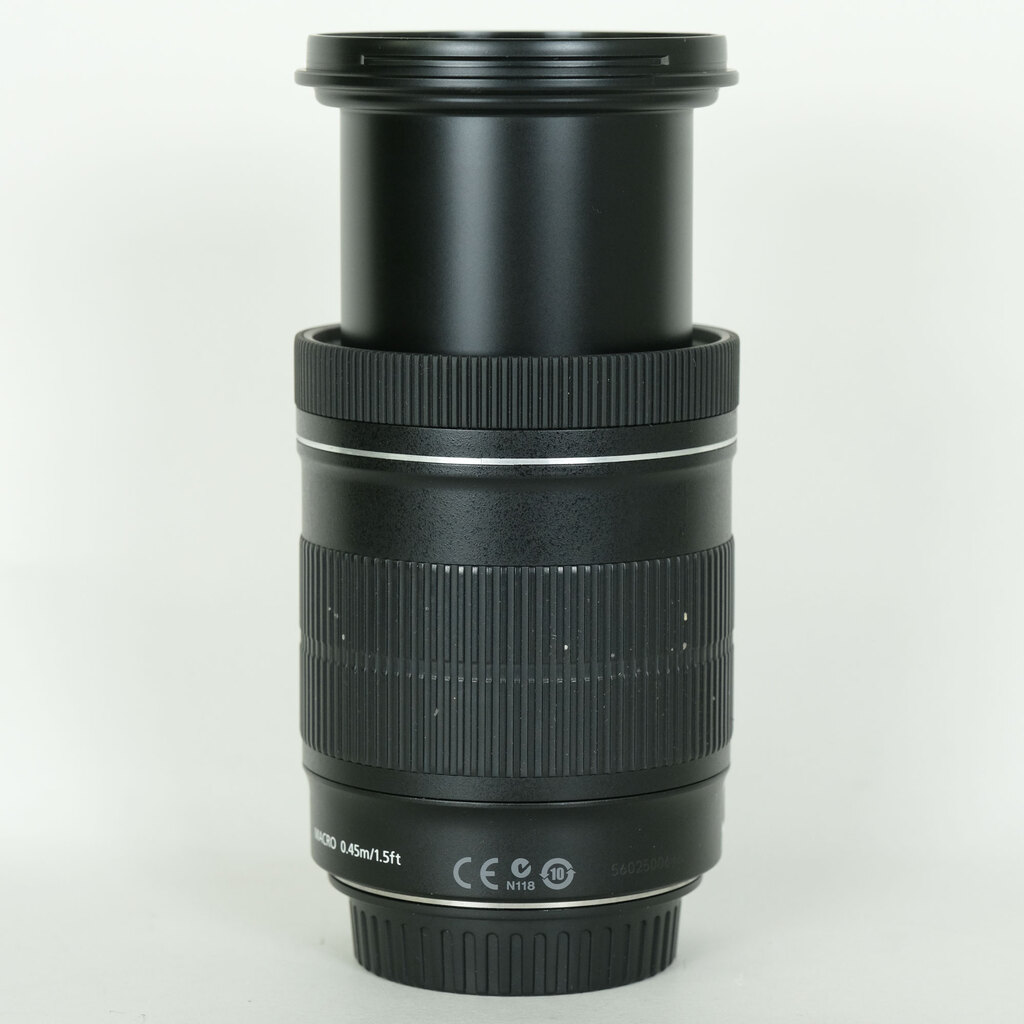 Canon EF-S18-135mm F3.5-5.6 IS