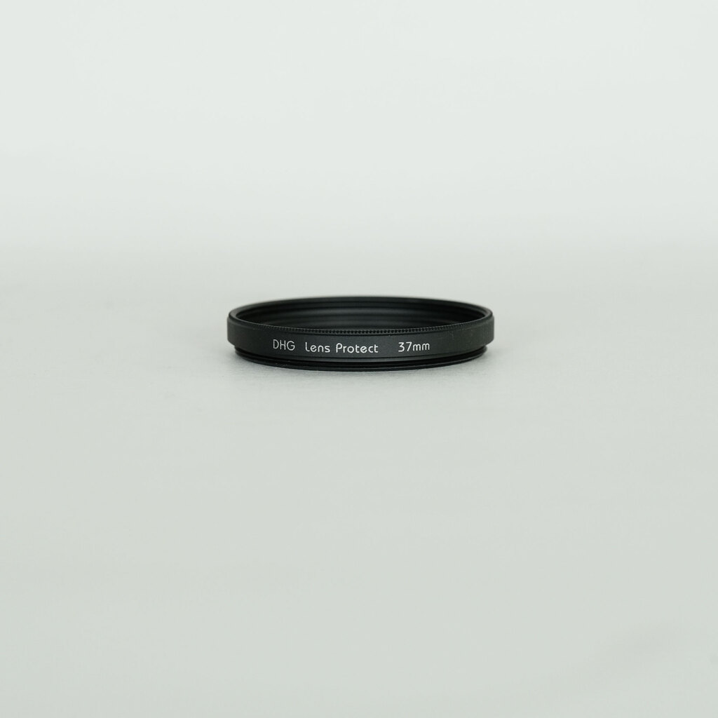 OLYMPUS M.ZUIKO DIGITAL 17mm F2.8 シルバー OLYMPUS M.ZUIKO DIGITAL 17mm F2.8 シルバー