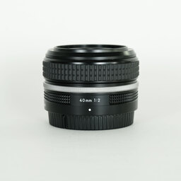 Nikon NIKKOR Z 40mm f/2 Nikon NIKKOR Z 40mm f/2