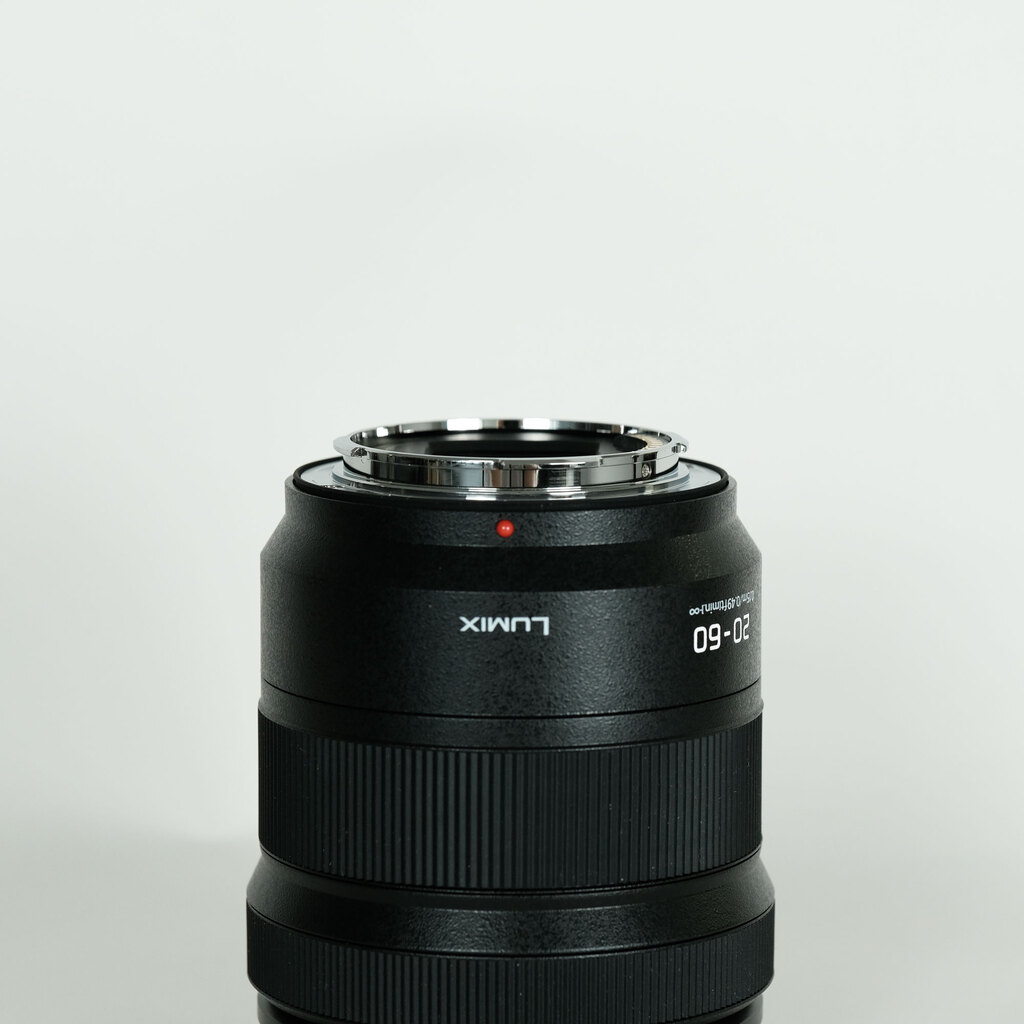 Panasonic LUMIX S 20-60mm F3.5-5.6 Panasonic LUMIX S 20-60mm F3.5-5.6