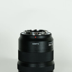 Panasonic LUMIX S 20-60mm F3.5-5.6 Panasonic LUMIX S 20-60mm F3.5-5.6