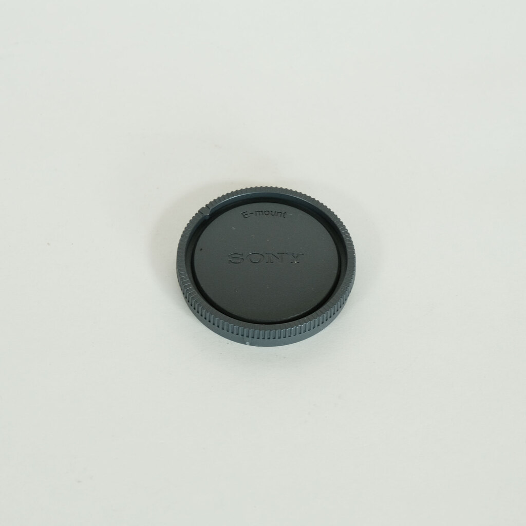 SONY E 18-135mm F3.5-5.6 OSS SEL18135 SONY E 18-135mm F3.5-5.6 OSS SEL18135