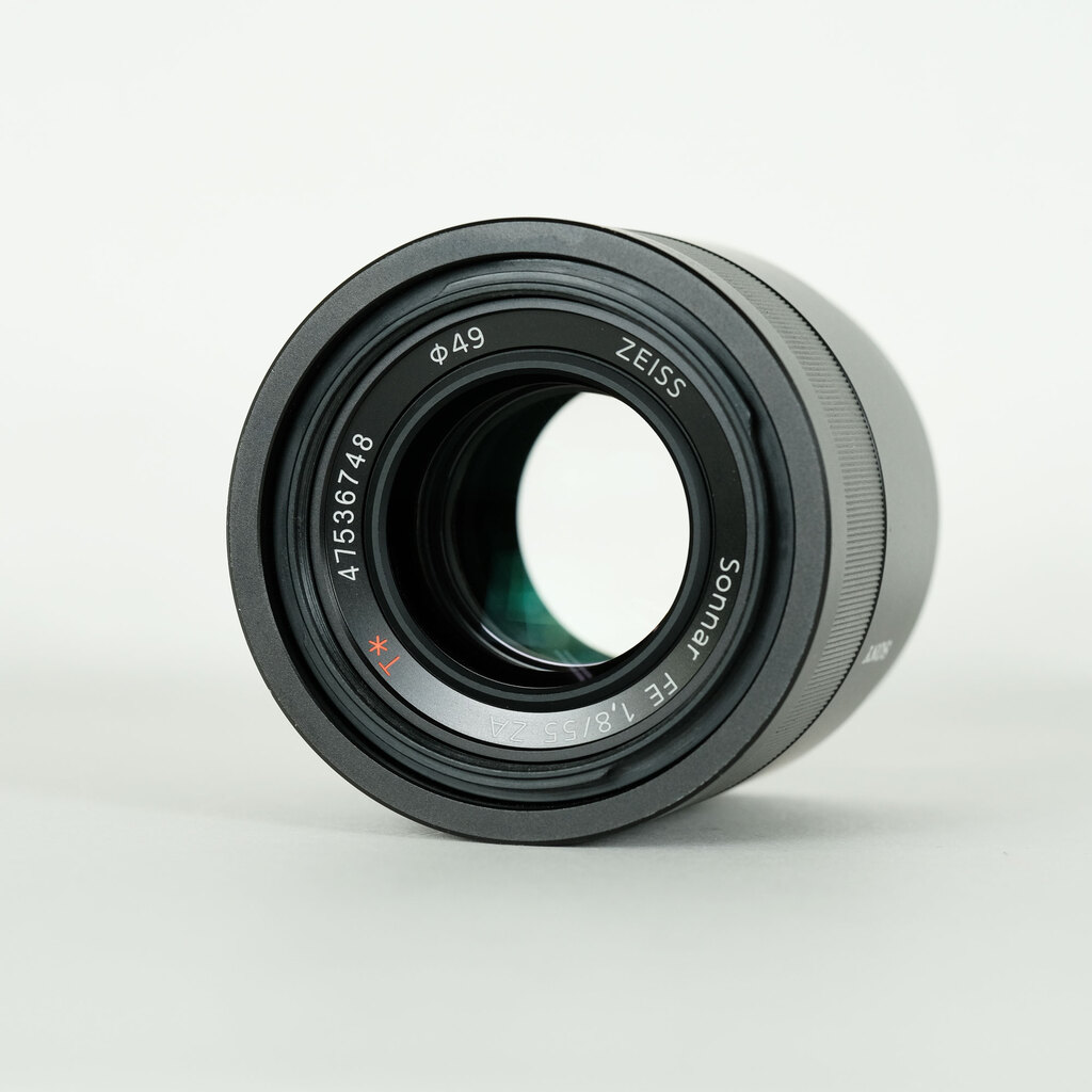 SONY Sonnar T* FE 55mm F1.8 ZA SEL55F18Z SONY Sonnar T* FE 55mm F1.8 ZA SEL55F18Z