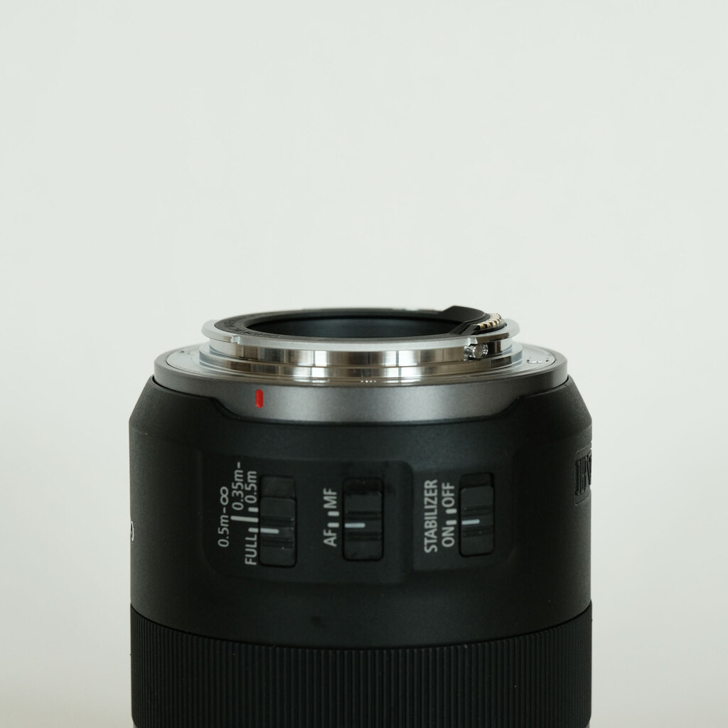 Canon RF85mm F2 MACRO IS STM Canon RF85mm F2 MACRO IS STM