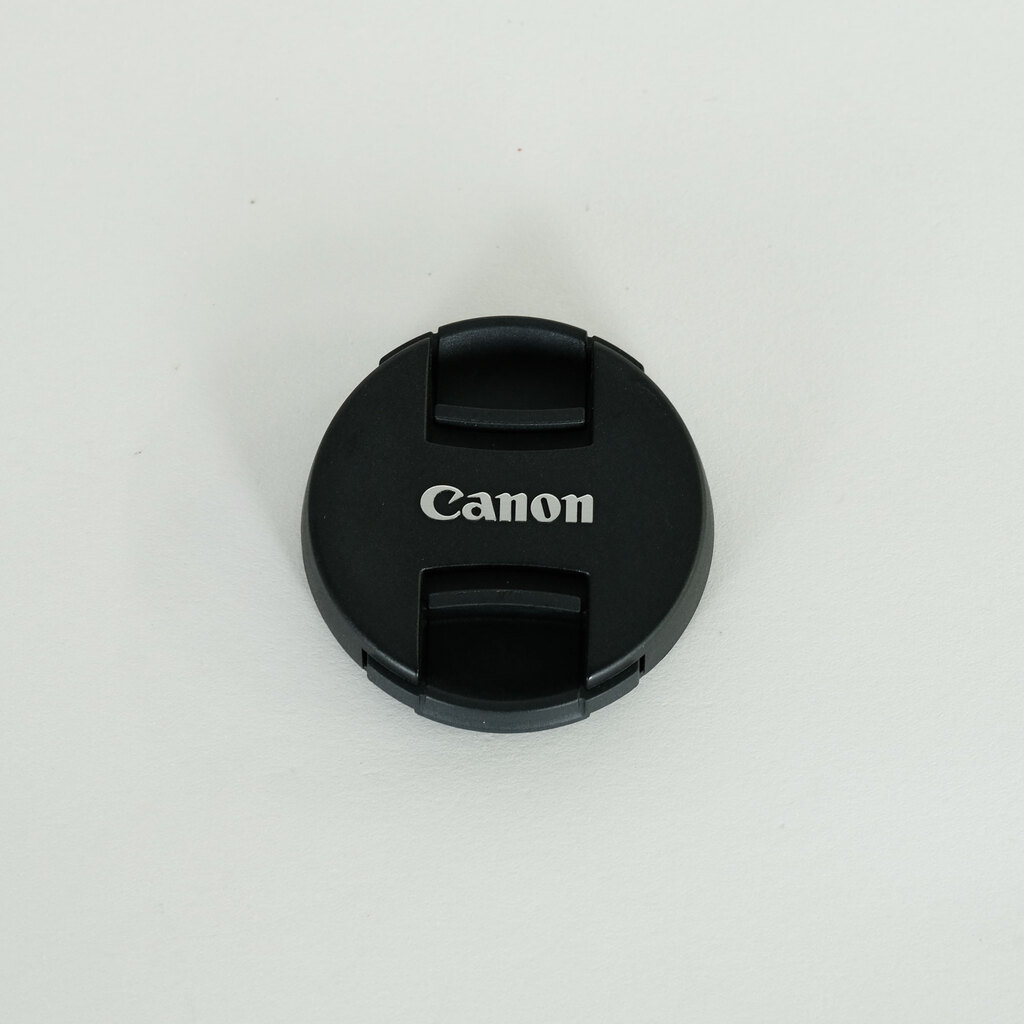 Canon RF50mm F1.8 STM Canon RF50mm F1.8 STM