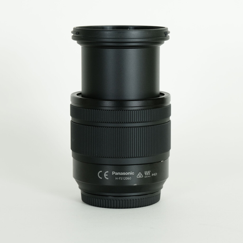 Panasonic LUMIX G VARIO 12-60mm / F3.5-5.6 ASPH. / POWER O.I.S. Panasonic LUMIX G VARIO 12-60mm / F3.5-5.6 ASPH. / POWER O.I.S.
