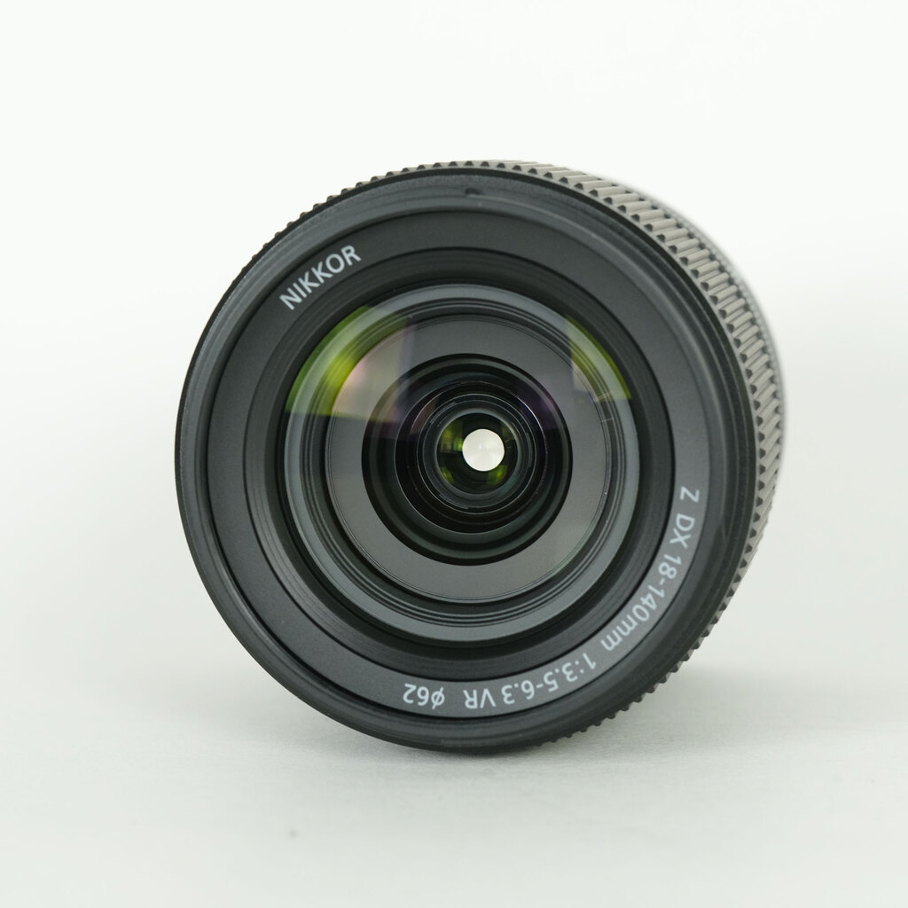 Nikon NIKKOR Z DX 18-140mm f/3.5-6.3 VR Nikon NIKKOR Z DX 18-140mm f/3.5-6.3 VR