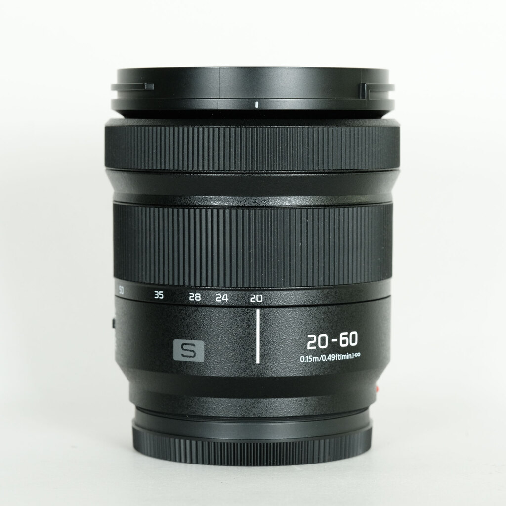 Panasonic LUMIX S 20-60mm F3.5-5.6 Panasonic LUMIX S 20-60mm F3.5-5.6