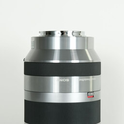 SONY E18-200mm F3.5-6.3 OSS SEL18200