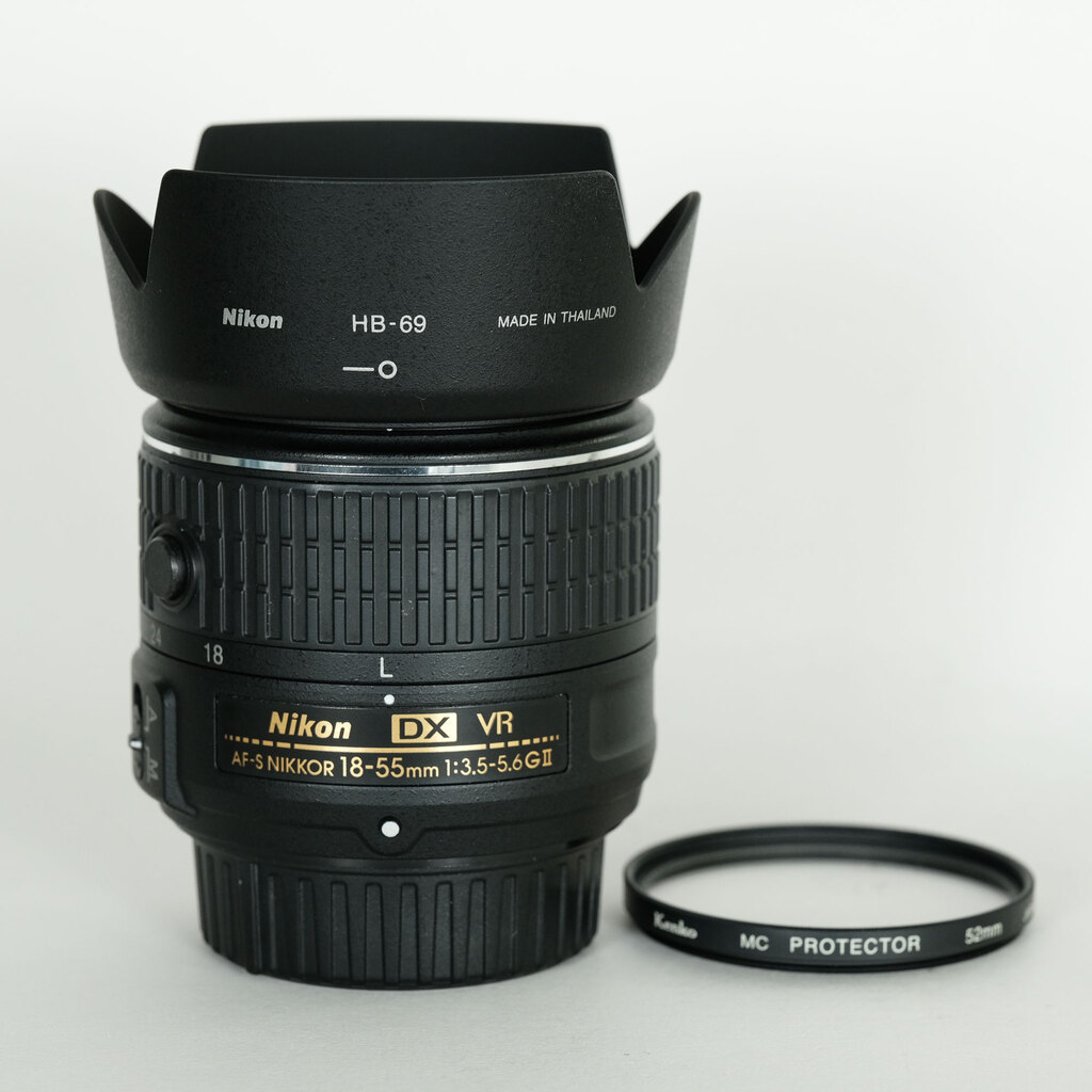 Nikon AF-S DX NIKKOR 18-55mm f3.5-5.6G VR II