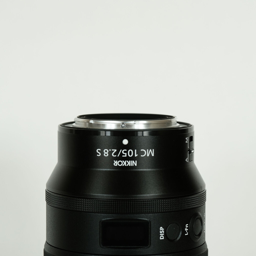Nikon NIKKOR Z MC 105mm f/2.8 VR S Nikon NIKKOR Z MC 105mm f/2.8 VR S