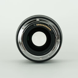 Panasonic LUMIX S 50mm F1.8 Panasonic LUMIX S 50mm F1.8