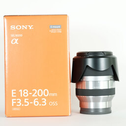 SONY E18-200mm F3.5-6.3 OSS SEL18200