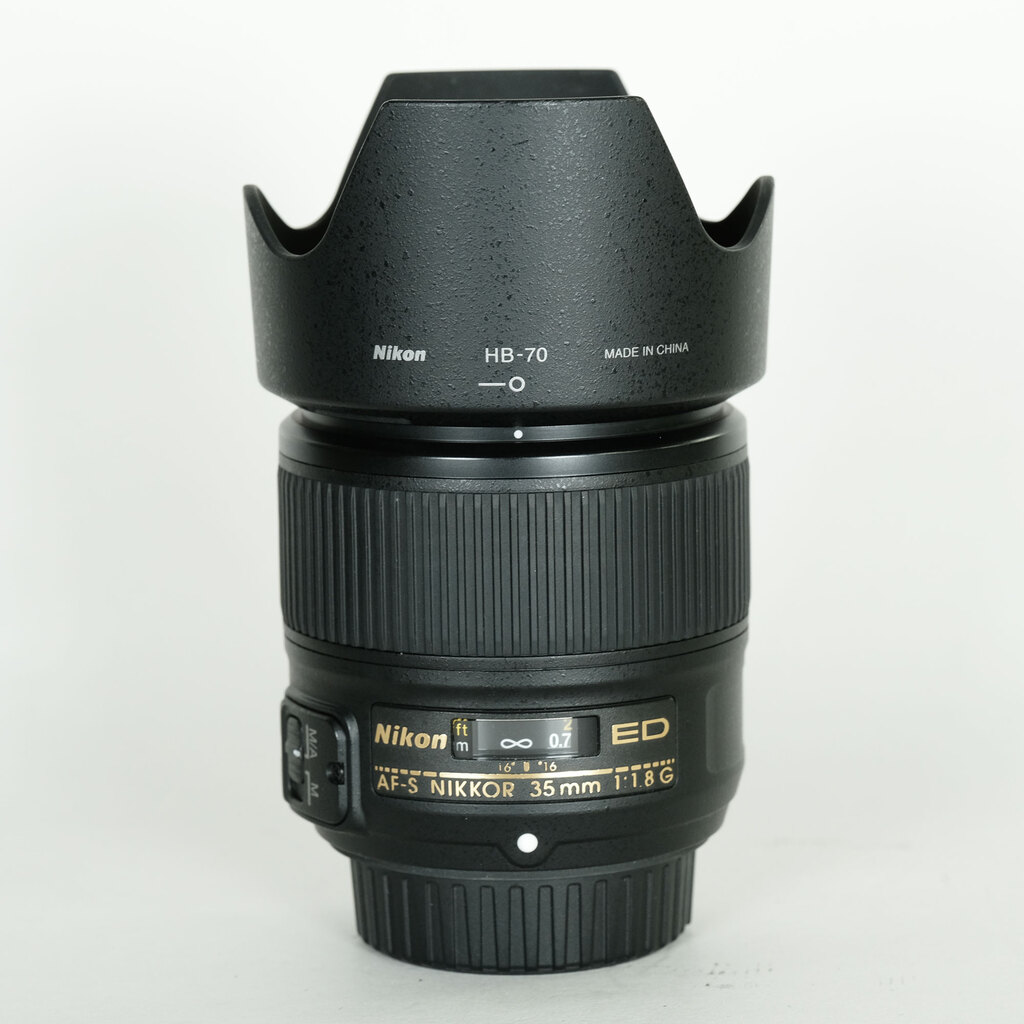 Nikon AF-S NIKKOR 35mm f/1.8G ED Nikon AF-S NIKKOR 35mm f/1.8G ED