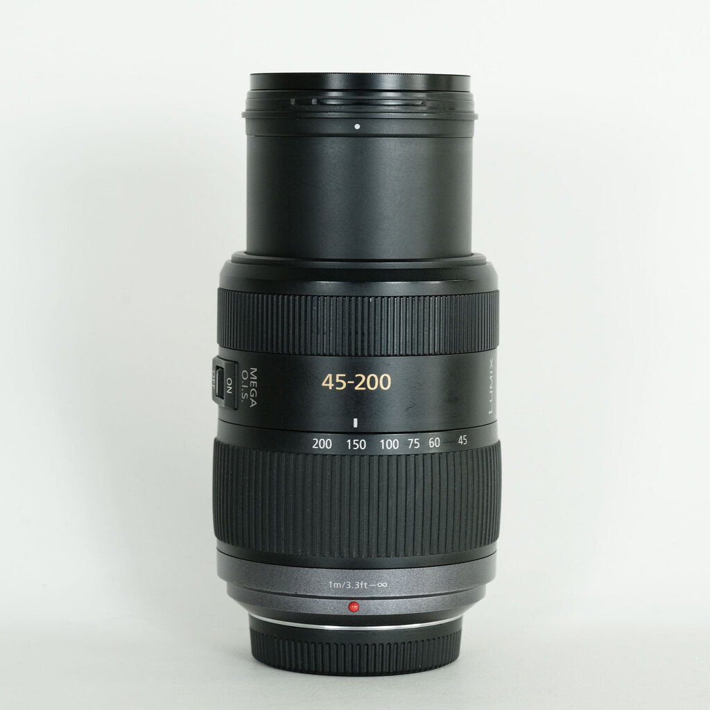 Panasonic LUMIX G VARIO 45-200mm F4.0-F5.6 MEGA O.I.S. H-FS045200 Panasonic LUMIX G VARIO 45-200mm F4.0-F5.6 MEGA O.I.S. H-FS045200