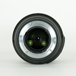 Nikon AF-S VR Micro-Nikkor 105mm f/2.8G IF-ED Nikon AF-S VR Micro-Nikkor 105mm f/2.8G IF-ED