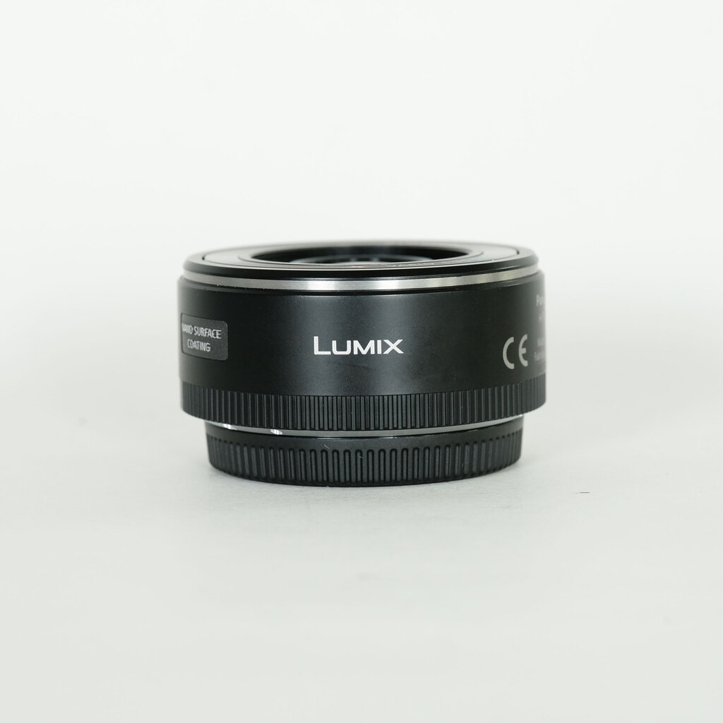 Panasonic LUMIX G X VARIO PZ 14-42mm / F3.5-5.6 ASPH. / POWER O.I.S.