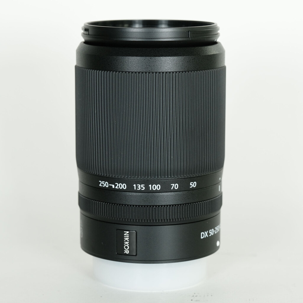 Nikon NIKKOR Z DX 50-250mm f/4.5-6.3 VR Nikon NIKKOR Z DX 50-250mm f/4.5-6.3 VR