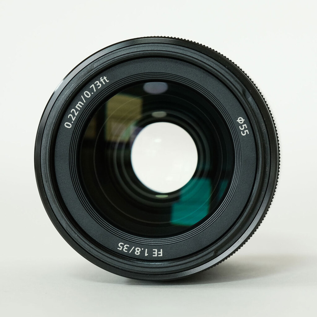 SONY FE 35mm F1.8 SEL35F18F SONY FE 35mm F1.8 SEL35F18F