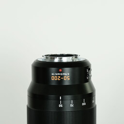 Panasonic LEICA DG VARIO-ELMARIT 50-200mm / F2.8-4.0 ASPH. / POWER O.I.S.