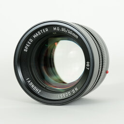 中一光学 SPEEDMASTER 50mm F0.95 ライカM用 ブラック 中一光学 SPEEDMASTER 50mm F0.95 ライカM用 ブラック