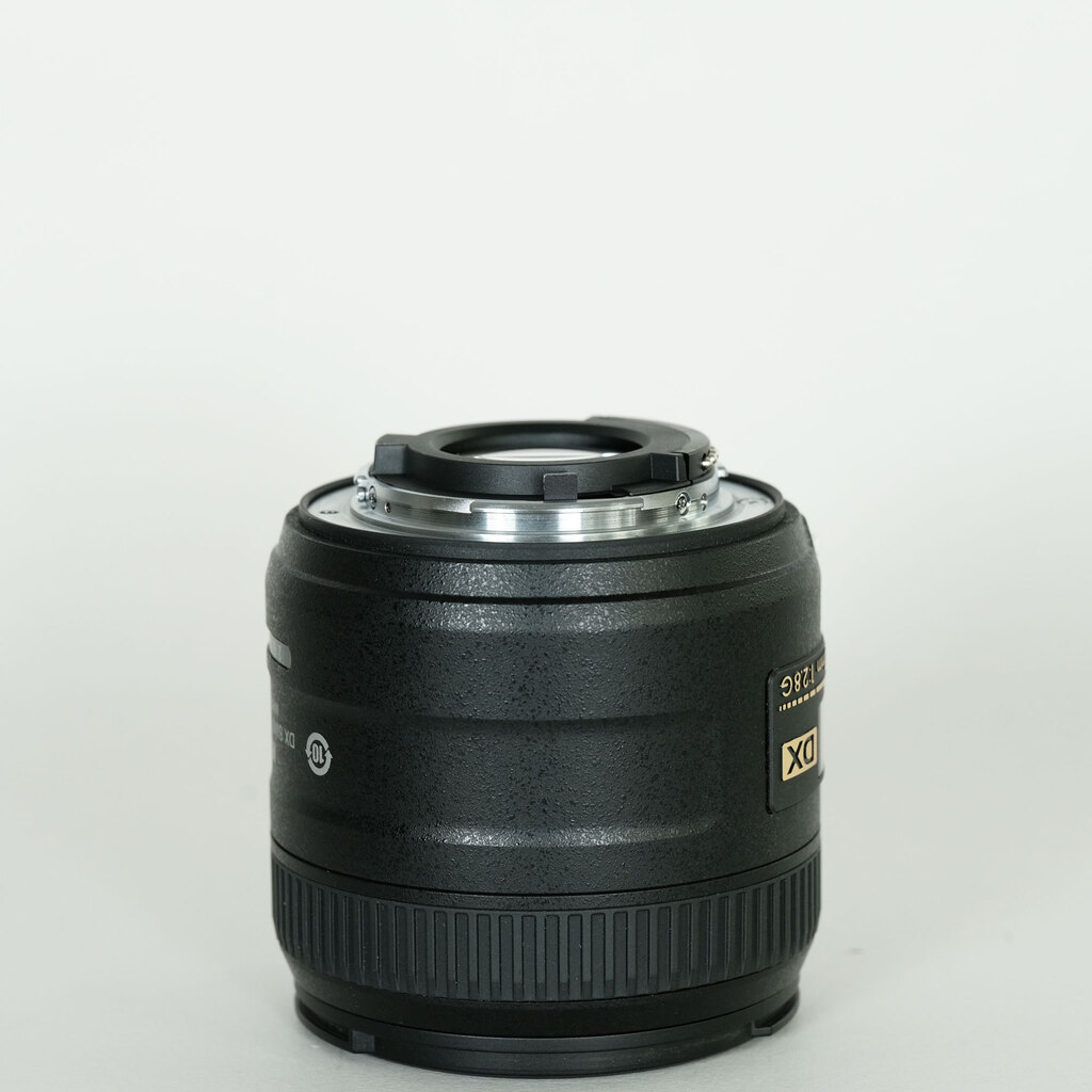 Nikon AF-S DX Micro NIKKOR 40mm f/2.8G