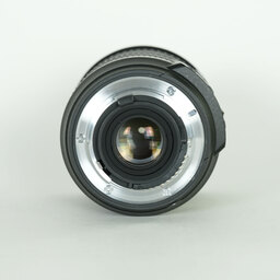 Nikon AF-S DX NIKKOR 18-200mm F3.5-5.6G ED VR II Nikon AF-S DX NIKKOR 18-200mm F3.5-5.6G ED VR II