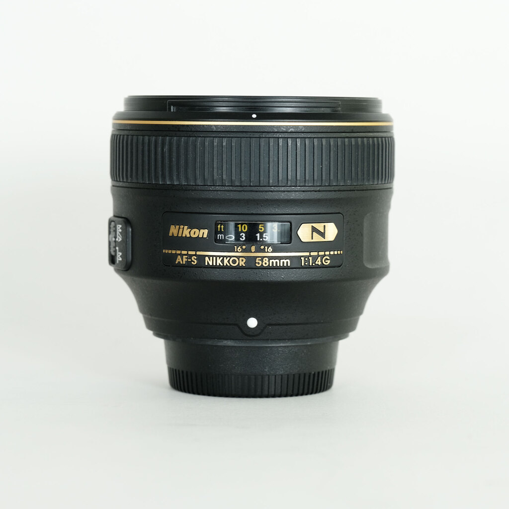 Nikon AF-S NIKKOR 58mm f/1.4G Nikon AF-S NIKKOR 58mm f/1.4G