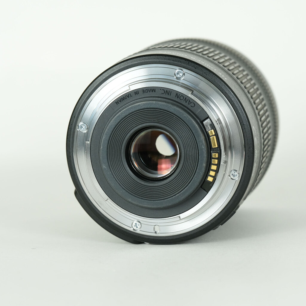 Canon EF-S18-135mm F3.5-5.6 IS STM