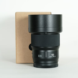 Panasonic LUMIX S 50mm F1.8 Panasonic LUMIX S 50mm F1.8