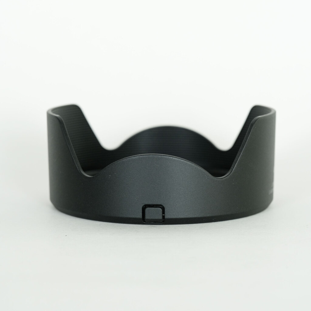 Canon RF24-105mm F4 L IS USM Canon RF24-105mm F4 L IS USM