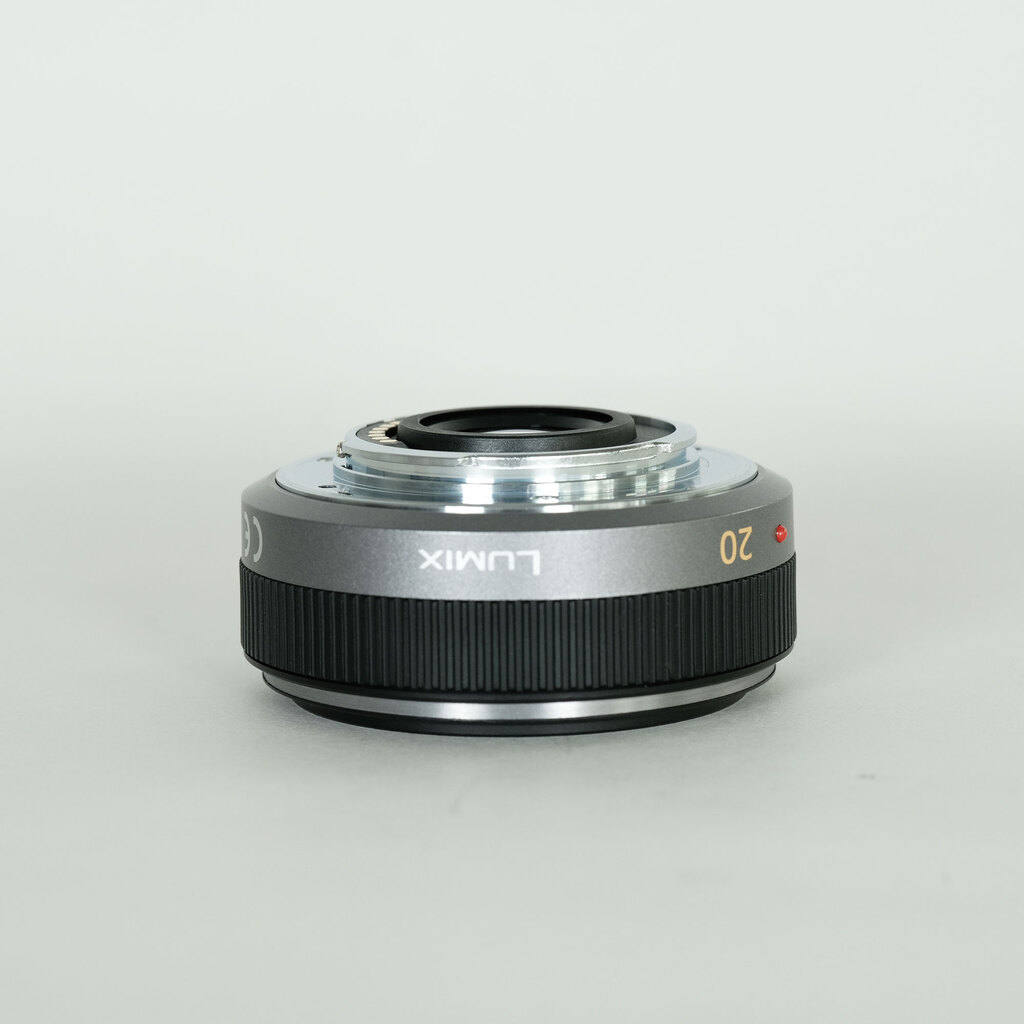 Panasonic LUMIX G 20mm F1.7 ASPH. H-H020の出品 | ONE SCENE