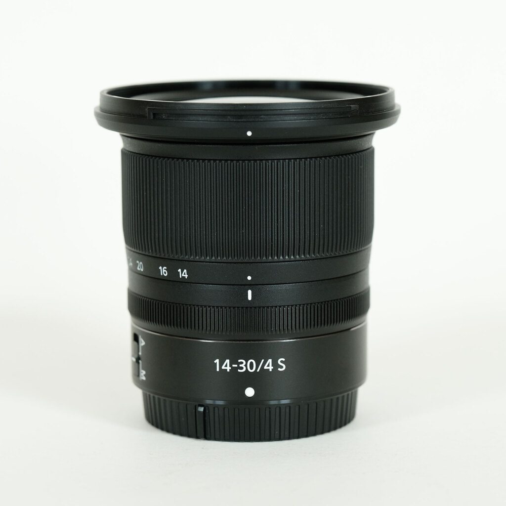 【限定値下中】Z 14-30mm f4 S ズームレンズ【使用10回未満極美品】 Nikon NIKKOR Z 14-30mm f/4 Sの出品 | ONE SCENE（ワンシーン）