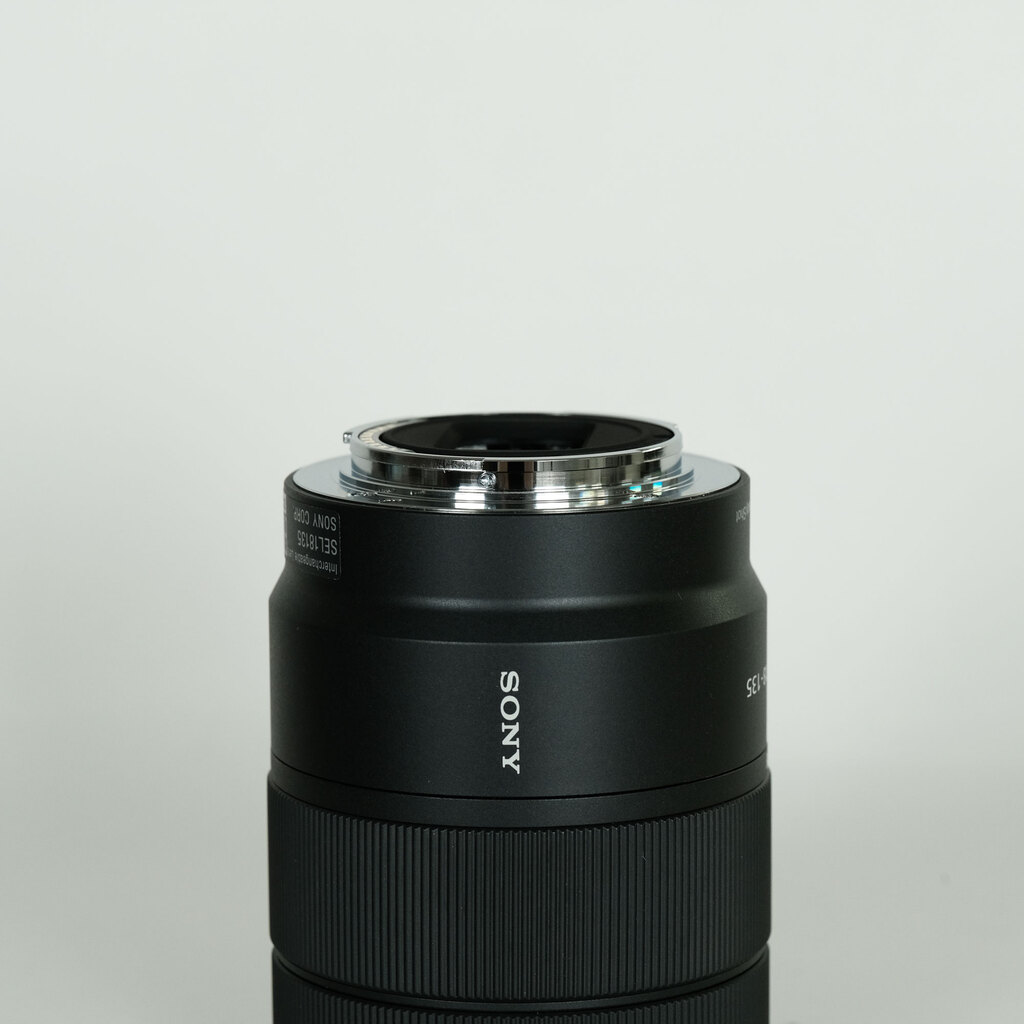 SONY E 18-135mm F3.5-5.6 OSS SEL18135
